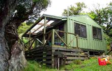 Big Hellfire Hut . Rakiura National Park, Stewart Island/Rakiura