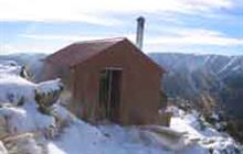 McKinnon Hut . Ruahine Forest Park