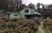 Lake Mackenzie Hut . Fiordland National Park