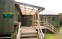 North Arm Hut . Rakiura National Park, Stewart Island/Rakiura