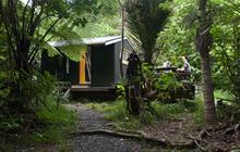 Peach Cove Hut . Bream Head Scenic Reserve, Whangarei Heads area