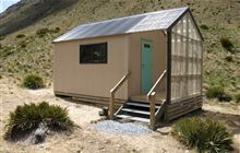 Top Timaru Hut . Hāwea Conservation Park