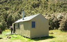 Caves Hut . Leatham Conservation Area