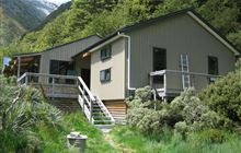 Dart Hut . Mount Aspiring National Park