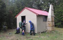 Doubtless Hut . Lake Sumner Forest Park