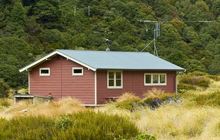 Edwards Hut . Arthur's Pass National Park