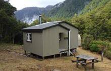 Flanagans Hut . Kahurangi National Park