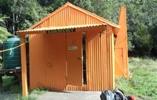 Kahunui Hut . Waioeka Conservation Area