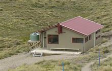 Kime Hut . Otaki Forks area, Tararua Forest Park