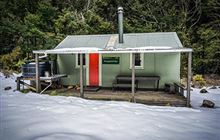 Mangakahika Hut . Whirinaki Te Pua-a-Tāne Conservation Park