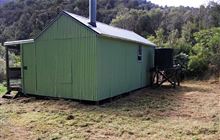 Oronui Hut . Raukumara Conservation Park