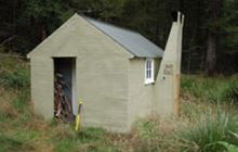 Pell Stream Hut . Lewis Pass Scenic Reserve