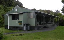 Port William Hut . Rakiura National Park, Stewart Island/Rakiura