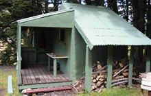 Shamrock Hut . Ahuriri Conservation Park